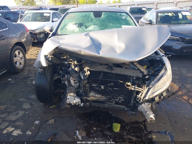 1C3CCCABXGN116653 Chrysler 200 Limited