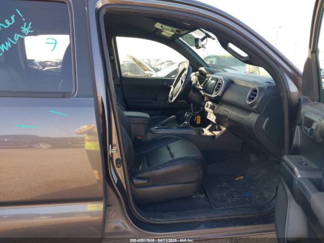 5TFCZ5AN5HX077315 Toyota Tacoma Trd Off Road