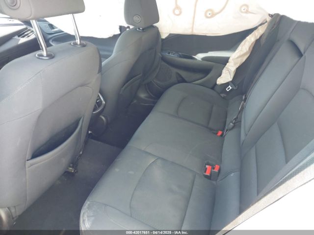 1G1ZE5ST5HF130466 Chevrolet MALIBU 1LT
