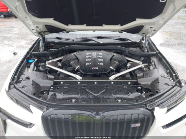 2024 BMW X7 5UX33EM08R9U05543 Photo 9