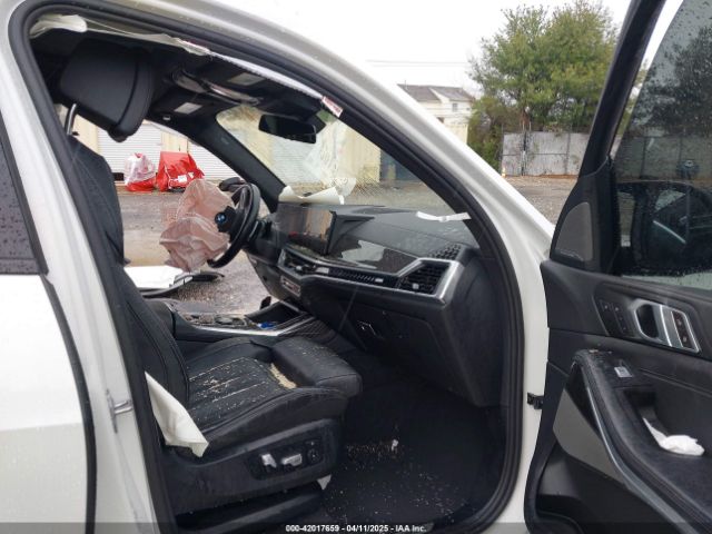 2024 BMW X7 5UX33EM08R9U05543 Photo 4