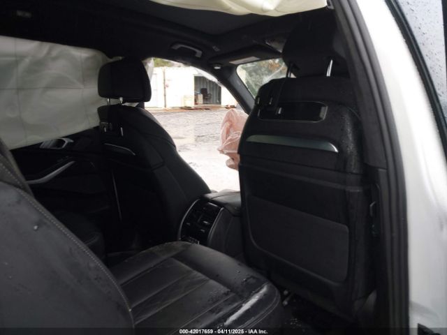 2024 BMW X7 5UX33EM08R9U05543 Photo 7