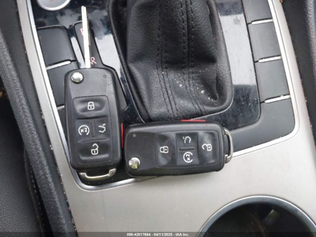 1VWSA7A35LC014919 Volkswagen Passat 2.0t Se