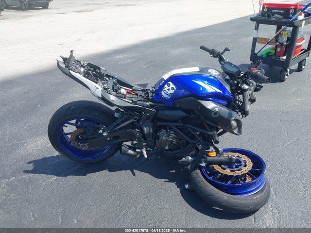Yamaha Mtn690 (mt-07) 2020 JYARM27E5LA007027 Image 11
