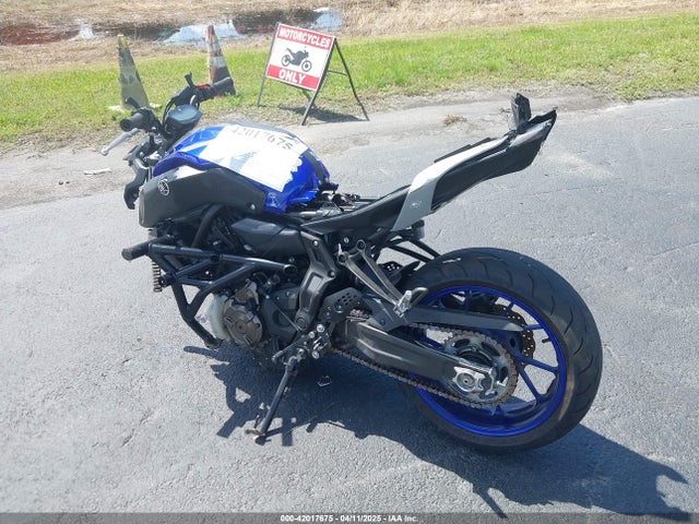 Yamaha Mtn690 (mt-07) 2020 JYARM27E5LA007027 Image 3