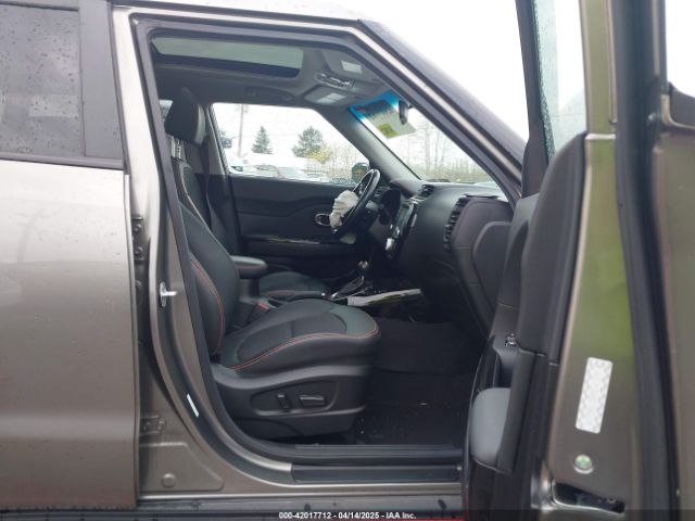 KNDJX3AA8K7006678 KIA Soul !