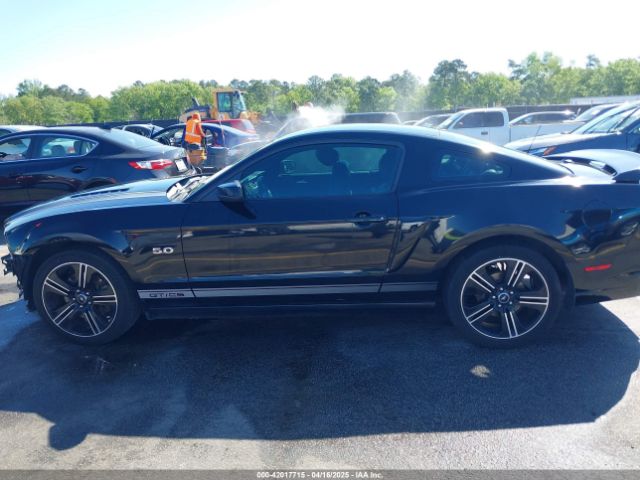 1ZVBP8CF2E5246445 Ford Mustang Gt Premium