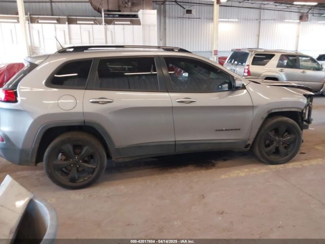 1C4PJLCB3JD542813 Jeep Cherokee Latitude Fwd