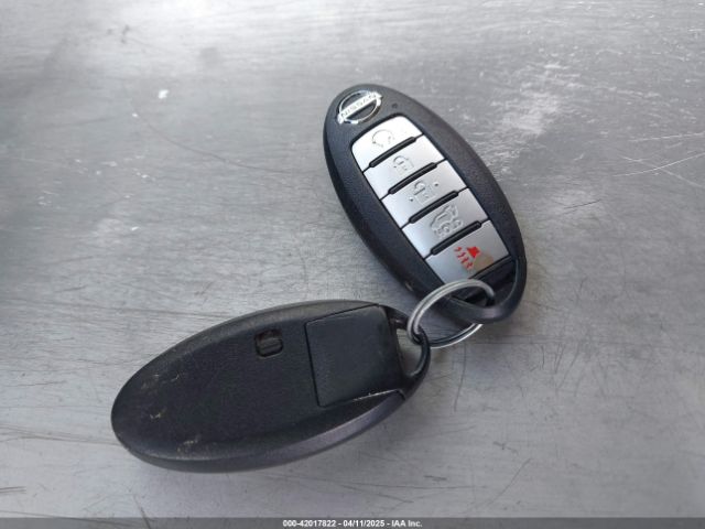 KNMAT2MV2KP514407 Nissan ROGUE SV