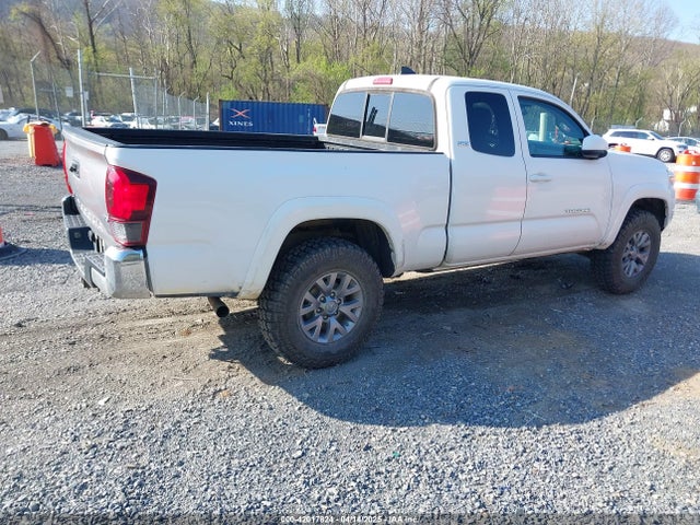 5TFSZ5AN3JX139876 Toyota Tacoma Sr5 V6