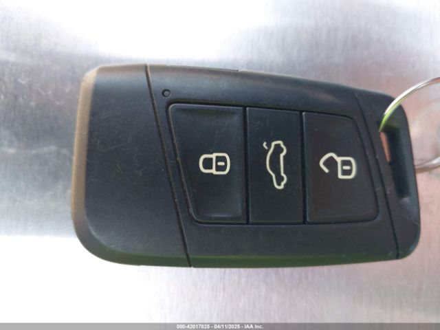 3VV5X7B29RM066308 Volkswagen tsi