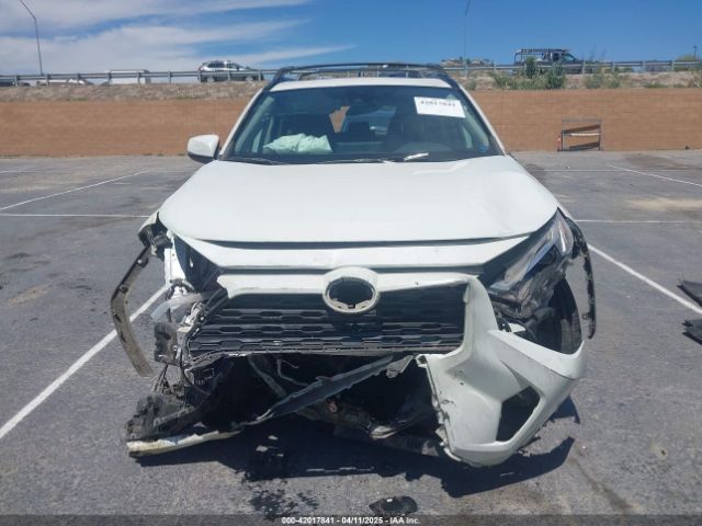 2T3C1RFV2NW228022 Toyota Rav4 Xle Premium