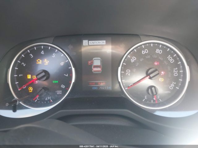 2T3C1RFV2NW228022 Toyota Rav4 Xle Premium