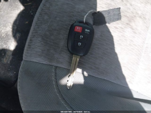 5YFBURHE1FP315776 Toyota COROLLA LE