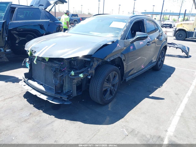 Lexus UX 250H 2021 JTHP9JBH2M2048461 Image 2