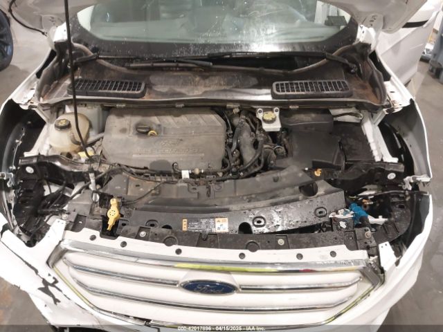 1FMCU9HD3JUD21789 Ford ESCAPE SEL