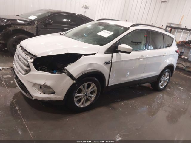 1FMCU9HD3JUD21789 Ford ESCAPE SEL