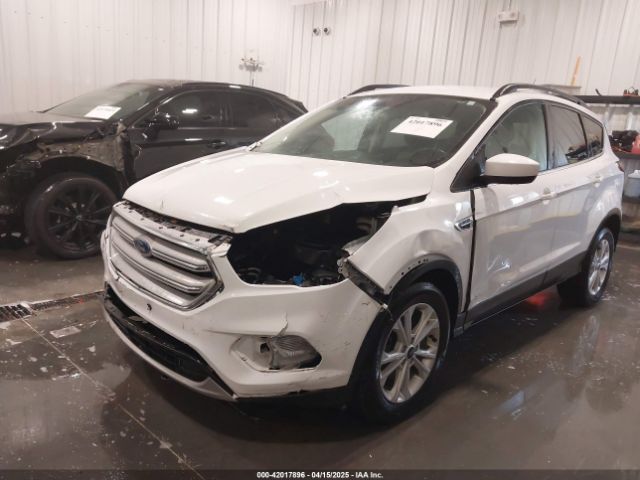 1FMCU9HD3JUD21789 Ford ESCAPE SEL