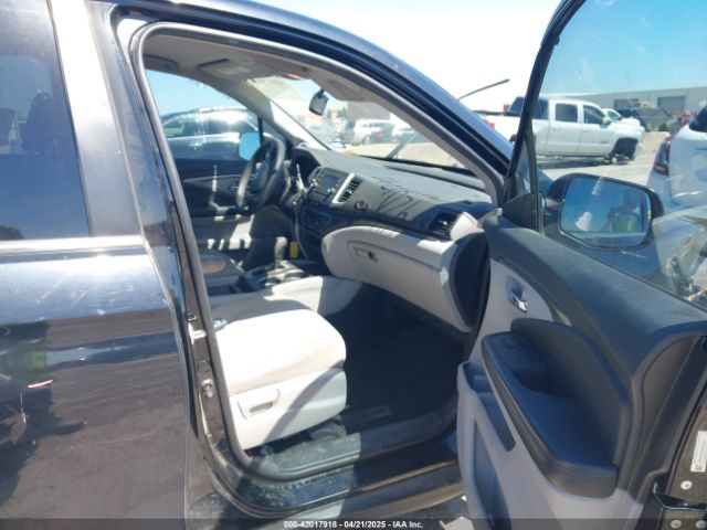 5FNYF5H10GB018702 Honda PILOT LX