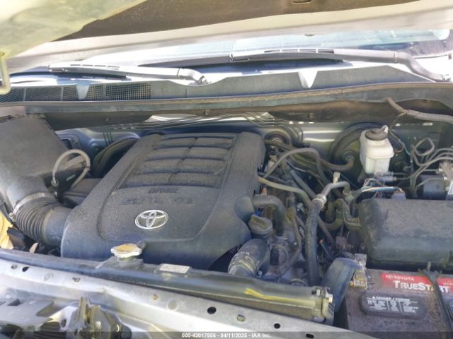 5TFUW5F13FX448620 Toyota Tundra Sr5 5.7l V8