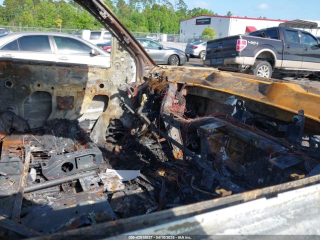 3GCUKREC0JG103144 Chevrolet Silverado 1500 1lt/2lt