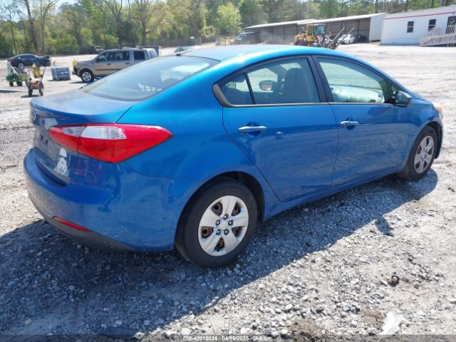 KNAFK4A67E5061352 KIA FORTE LX