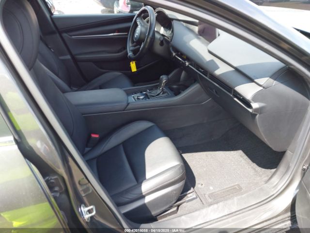 JM1BPBKLXM1337797 Mazda Mazda3 Hatchback Select