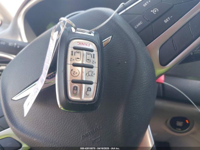 2C4RC1FG5LR104163 Chrysler Pacifica Touring