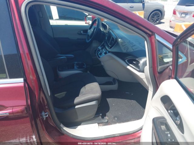 2C4RC1FG5LR104163 Chrysler Pacifica Touring