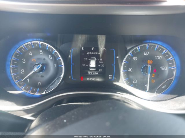 2C4RC1FG5LR104163 Chrysler Pacifica Touring