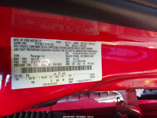 1FADP3F29FL317537 Ford FOCUS SE