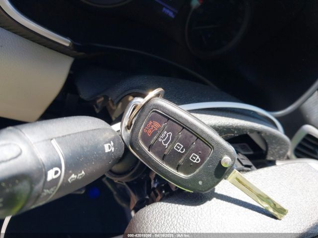 2020 HYUNDAI TUCSON KM8J2CA49LU129512 Photo 10