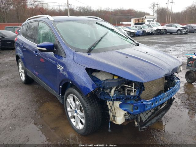 1FMCU9J99EUA46103 Ford Escape Titanium