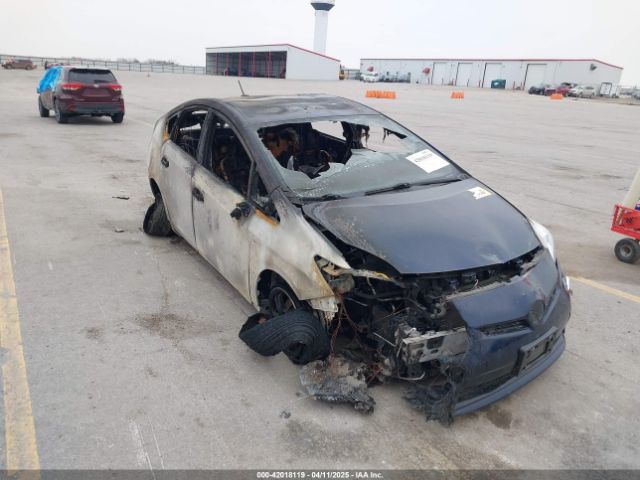 JTDKN3DU6F1892475 Toyota Prius Three