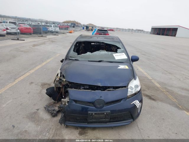 JTDKN3DU6F1892475 Toyota Prius Three