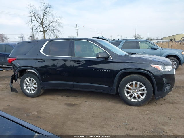 Chevrolet Traverse Ls 2019 1GNERFKW9KJ322222 Image 13