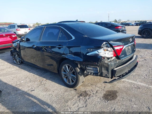 4T1BF1FK9HU690675 Toyota CAMRY SE