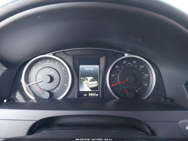 4T1BF1FK9HU690675 Toyota CAMRY SE