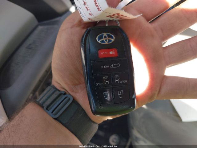 2021 TOYOTA SIENNA 5TDYRKEC1MS027959 Photo 10