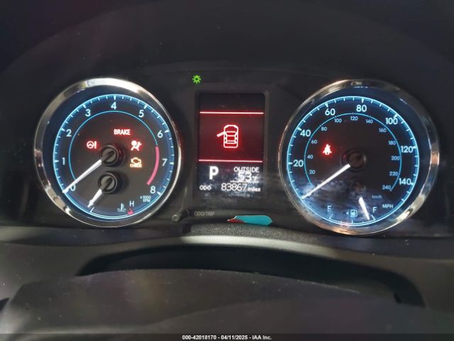 5YFBURHE1JP750399 Toyota COROLLA LE