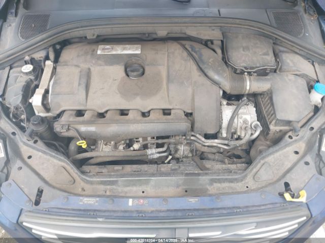 YV4902RV6F2711343 Volvo Xc60 T6/platinum