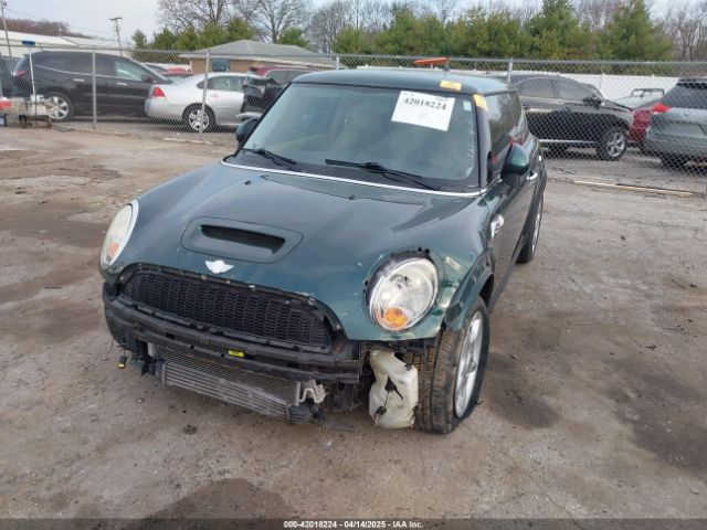 2007 MINI COOPER S WMWMF73537TT84443 Photo 1