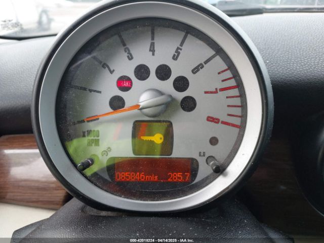 2007 MINI COOPER S WMWMF73537TT84443 Photo 6