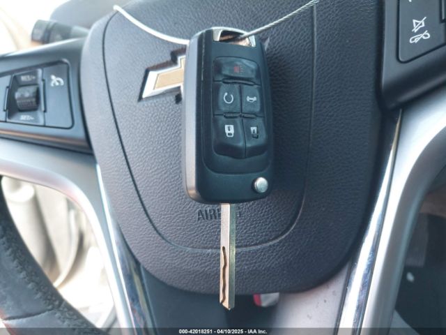 1G11E5SL5EF229717 Chevrolet MALIBU 2LT