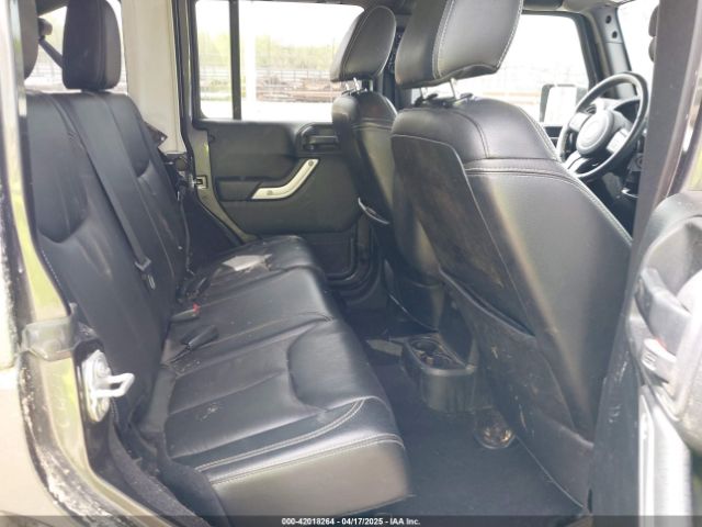 1C4BJWEGXHL595724 Jeep Wrangler Unlimited Sahara 4x4