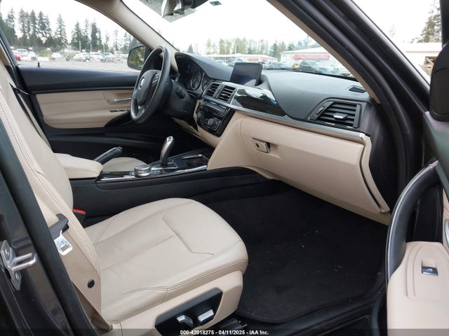 WBA8E5G53JNV03333 BMW 320i Xdrive