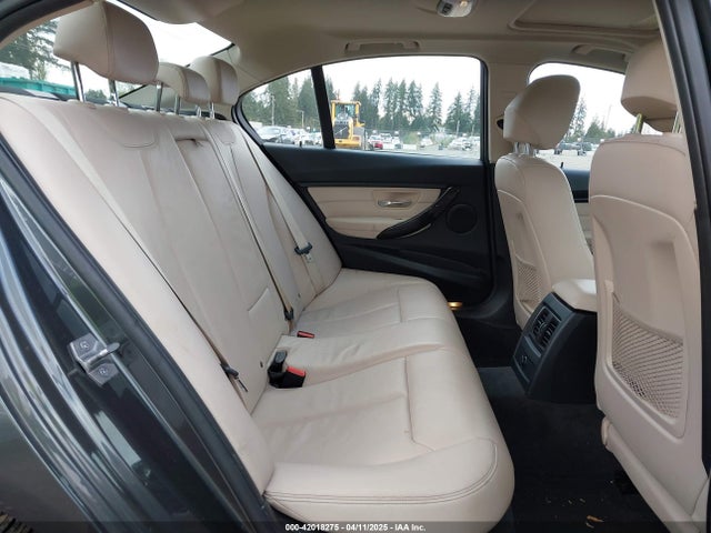 WBA8E5G53JNV03333 BMW 320i Xdrive
