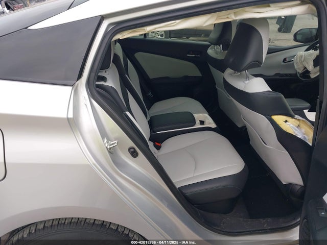 Toyota Prius Prime Premium 2018 JTDKARFP3J3069960 Image 8