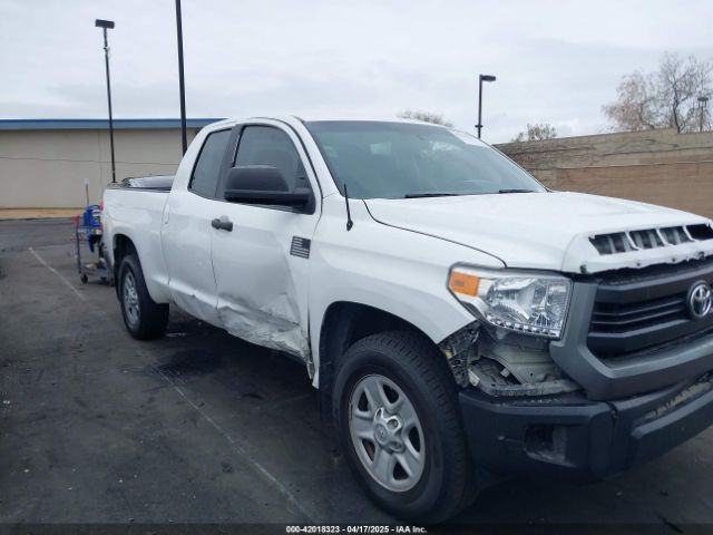 5TFRM5F15EX069810 Toyota Tundra Sr 4.6l V8
