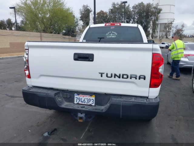 5TFRM5F15EX069810 Toyota Tundra Sr 4.6l V8